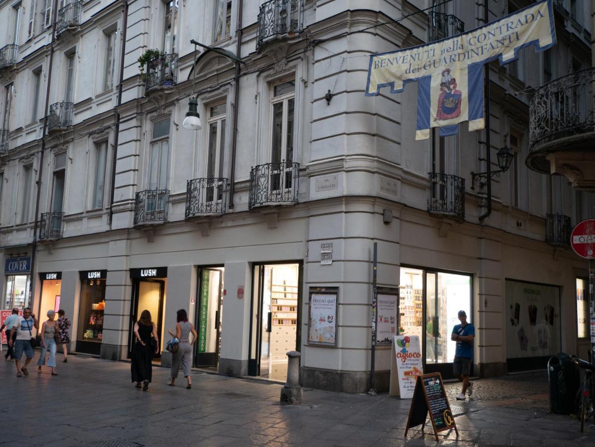 Mercanti E Viaggiatori 都灵 外观 照片