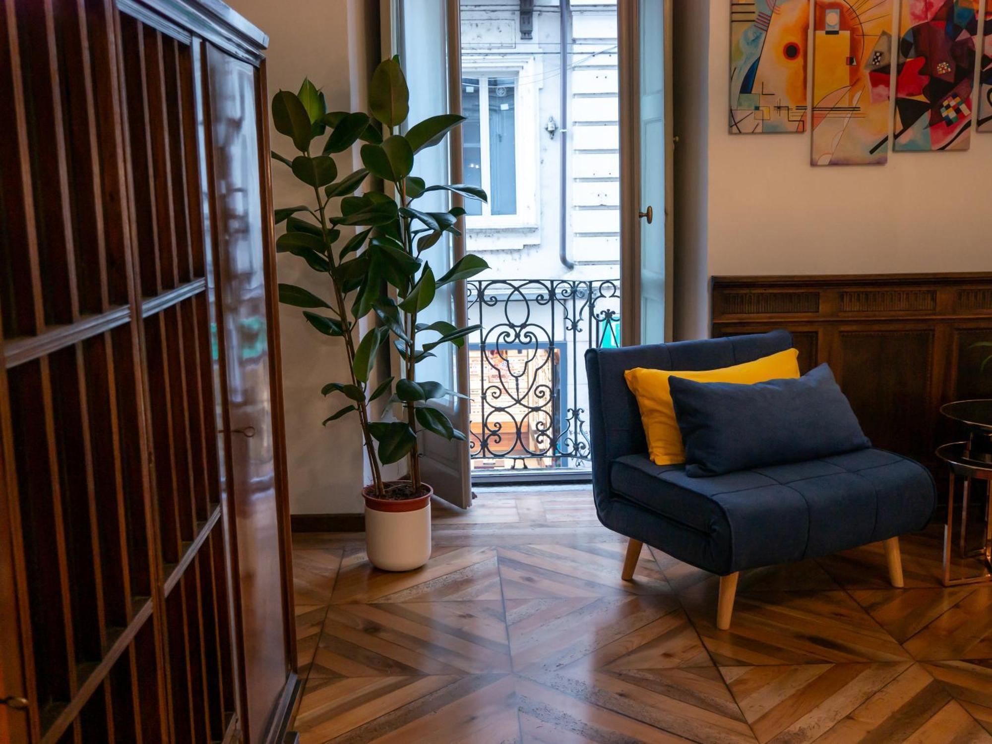 Mercanti E Viaggiatori 都灵 外观 照片